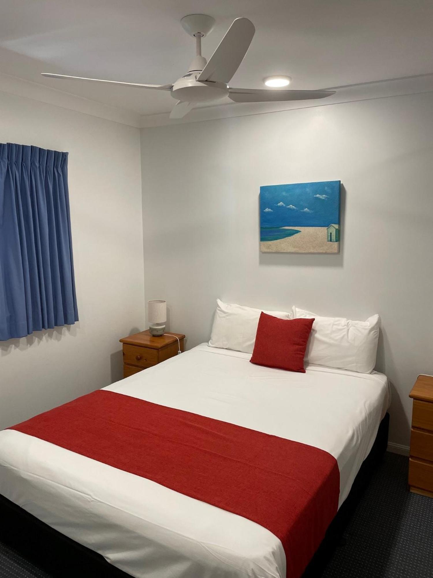 The York Beachfront Holiday Apartments Yorkeys Knob Exterior foto